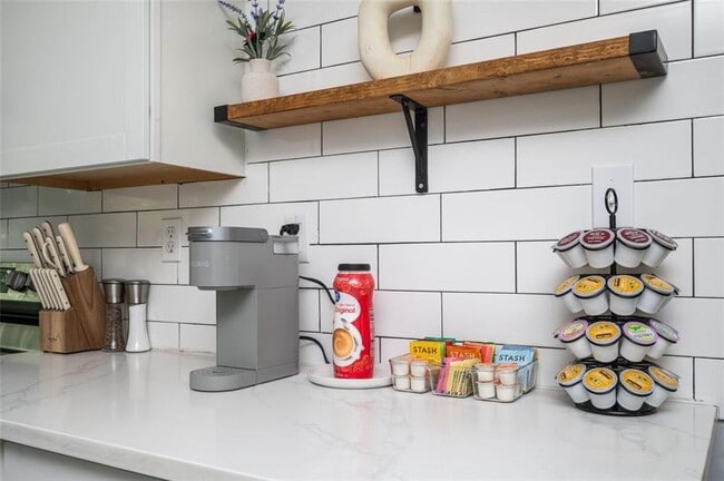 Building Photo - 1778 Flintwood Dr SE