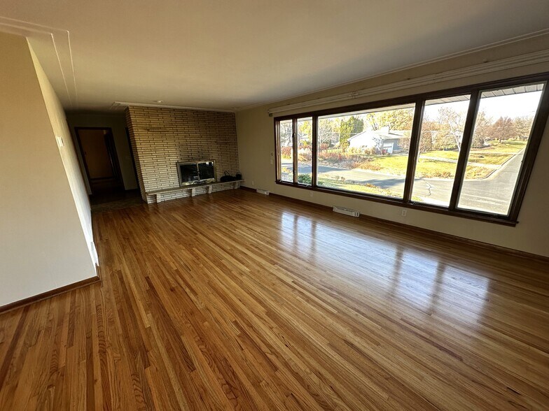 Building Photo - 5111 Thotland Rd