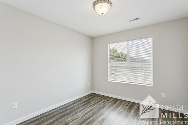 Building Photo - Beautiful 3-Bedroom Duplex in Park City!