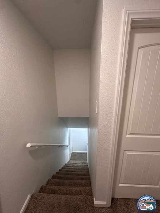 Building Photo - 839 W Orange Ave