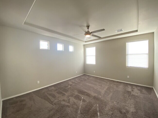 Building Photo - Single story 4BR/2Bath/Open Floor Plan/1907 Sqr Ft