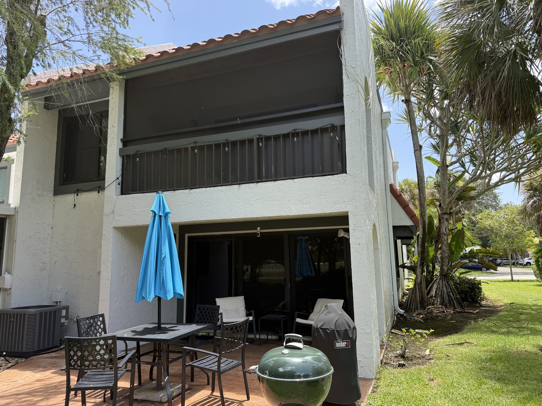 Building Photo - 16363 Fern Dr