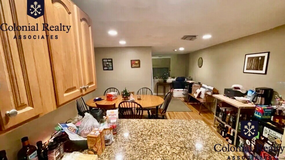 Building Photo - 85 Brainerd Rd