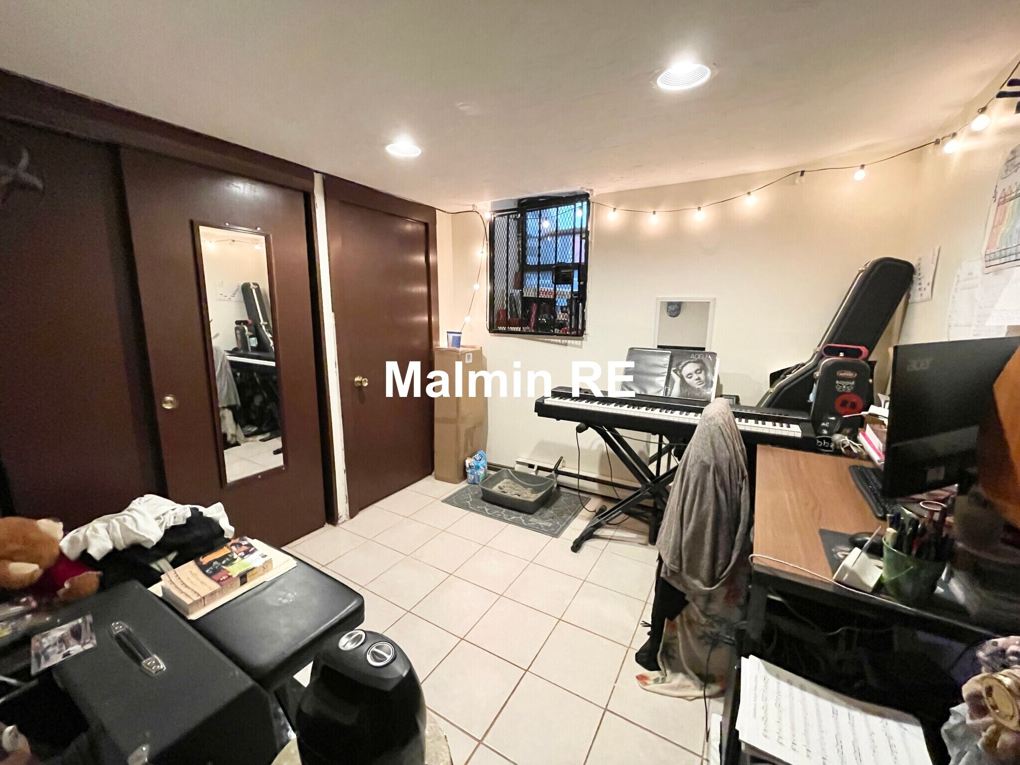 Building Photo - 74 Hammond St