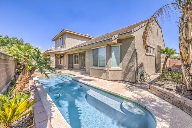 Building Photo - 10227 Sunset Gardens Dr