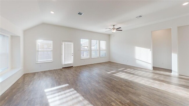 Building Photo - 221 Abruzzi St