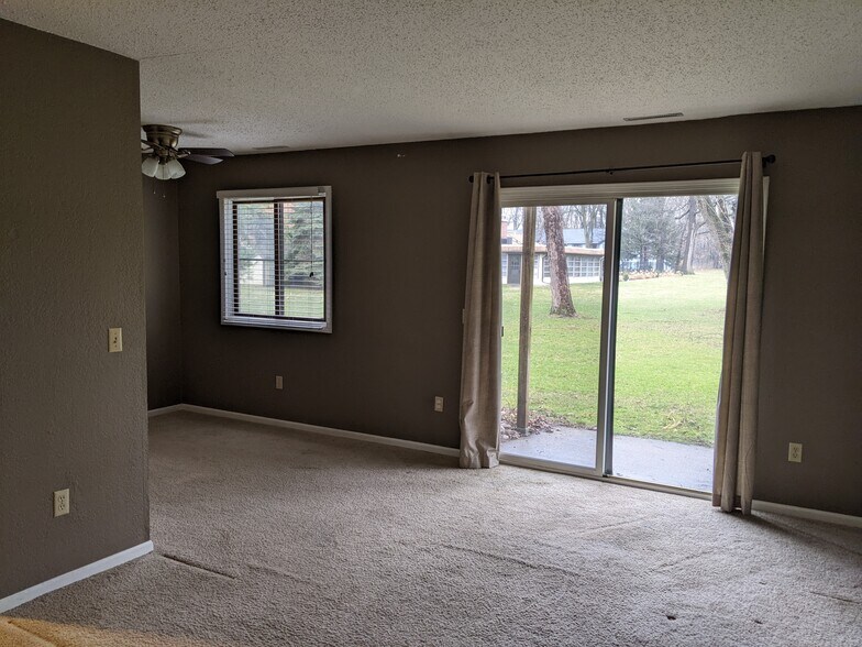 Building Photo - 6081 Danford Creek Dr