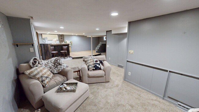 Building Photo - 1625 N Union St