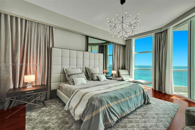 Building Photo - 16051 Collins Ave