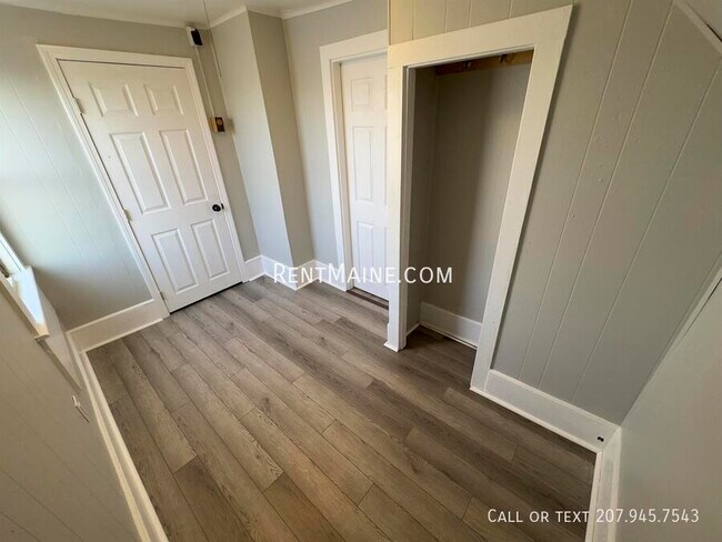 Building Photo - 51 Bosworth St