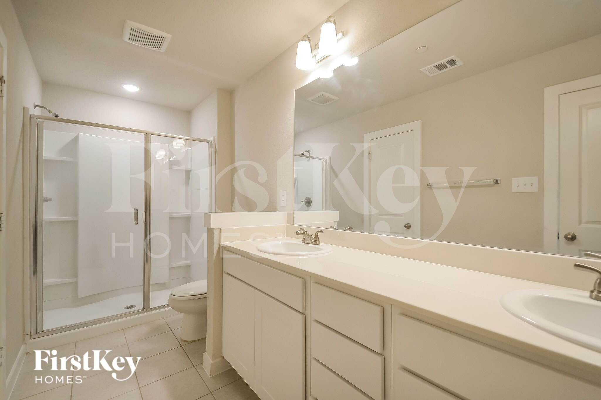 Building Photo - 600 Ava Trl