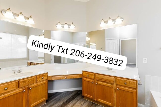 Building Photo - 8750 Running Waters Ct