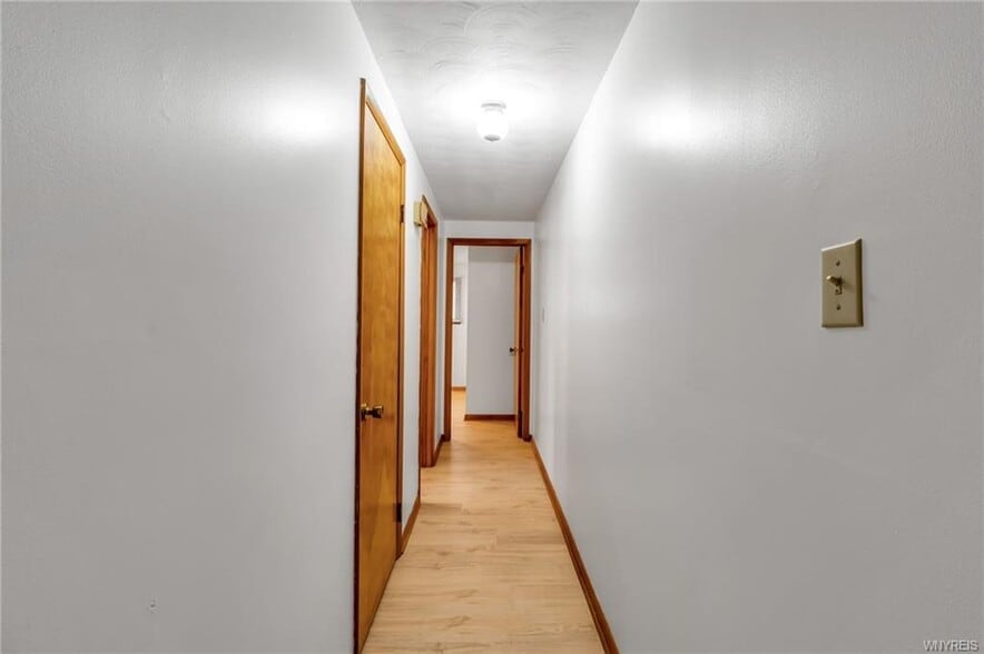 Hallway - 28 Mead St