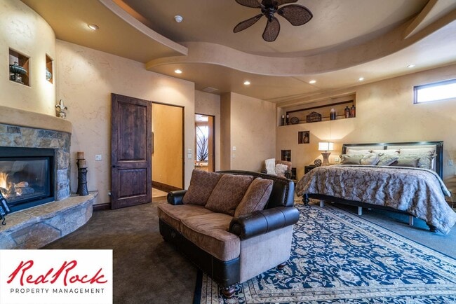 Building Photo - Incredible 4 Bedroom, 4 Bathroom FULLY FURNISHED Property in Entrada with a Private Pool! 18 Mont...