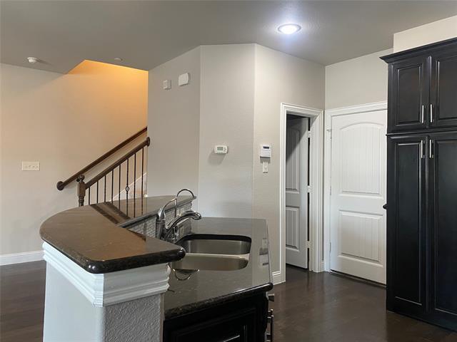 Building Photo - 4232 Charles St