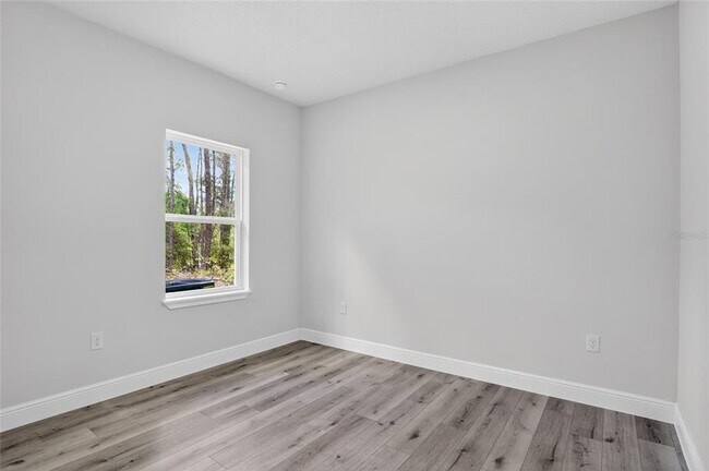 Building Photo - 7938 N Maltese Dr