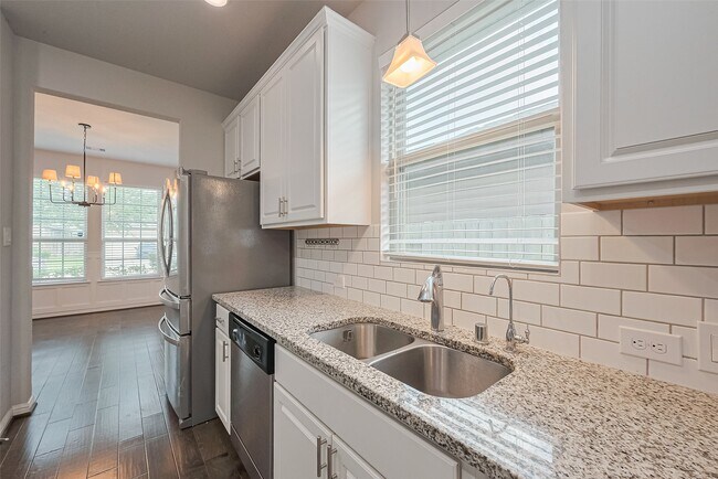 Building Photo - 7922 Euphonia Glade Ln