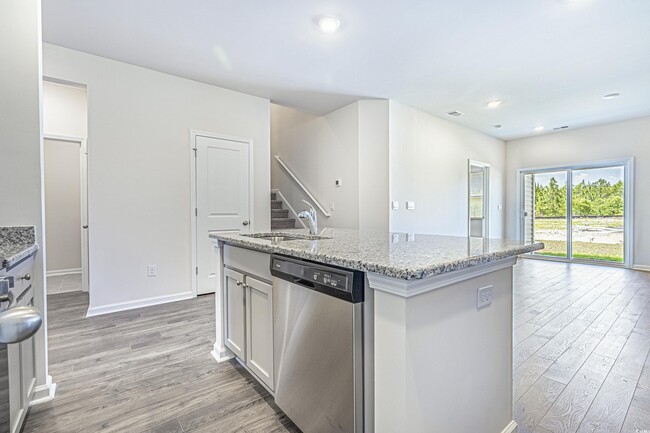 Building Photo - 3520 Bells Lk Cir