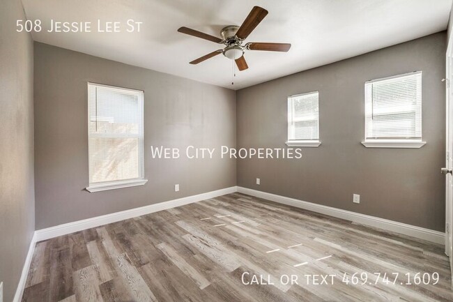 Building Photo - 508 S Jesse Lee St