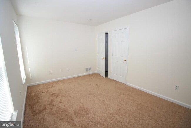 Building Photo - 43 Thomas Harmon Dr