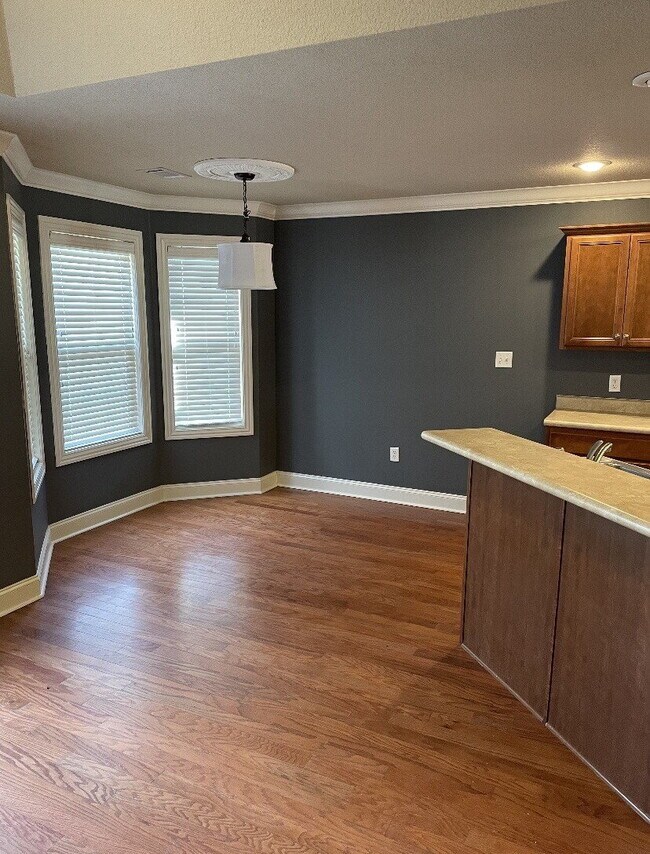 Building Photo - "Charming 3 Bedroom Home with 2 Full Baths in Jonesboro, AR - Don't Miss Out!"