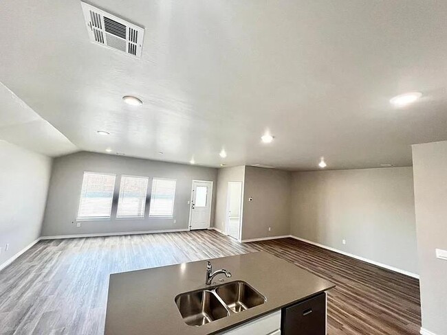 Building Photo - 7520 NW 143rd St
