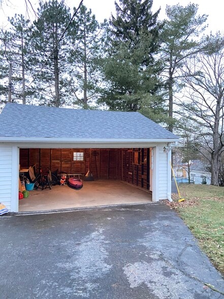 Building Photo - 5300 Harmony Ln