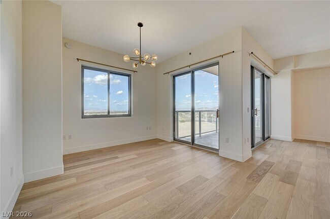 Building Photo - 8255 S Las Vegas Blvd