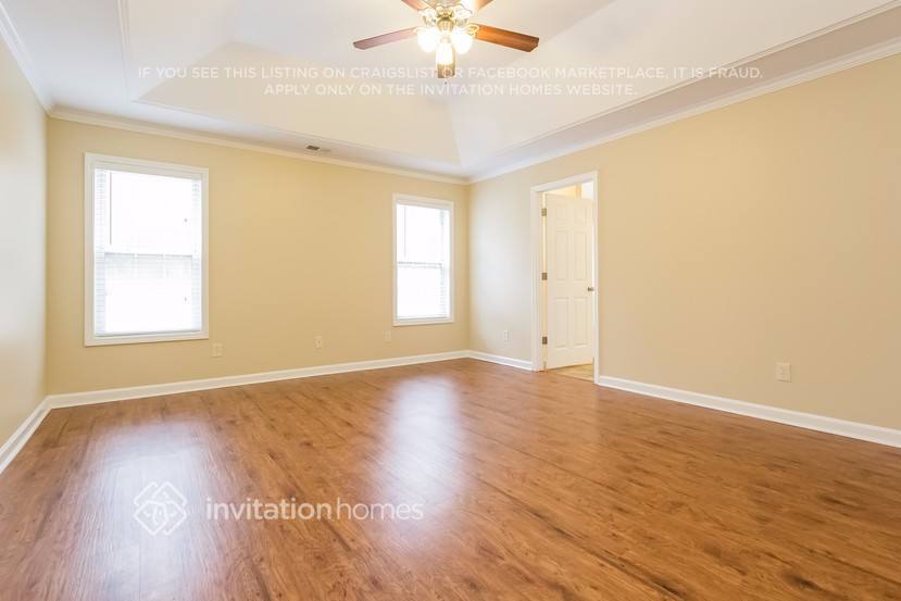 Building Photo - 2050 Deer Creek Trail