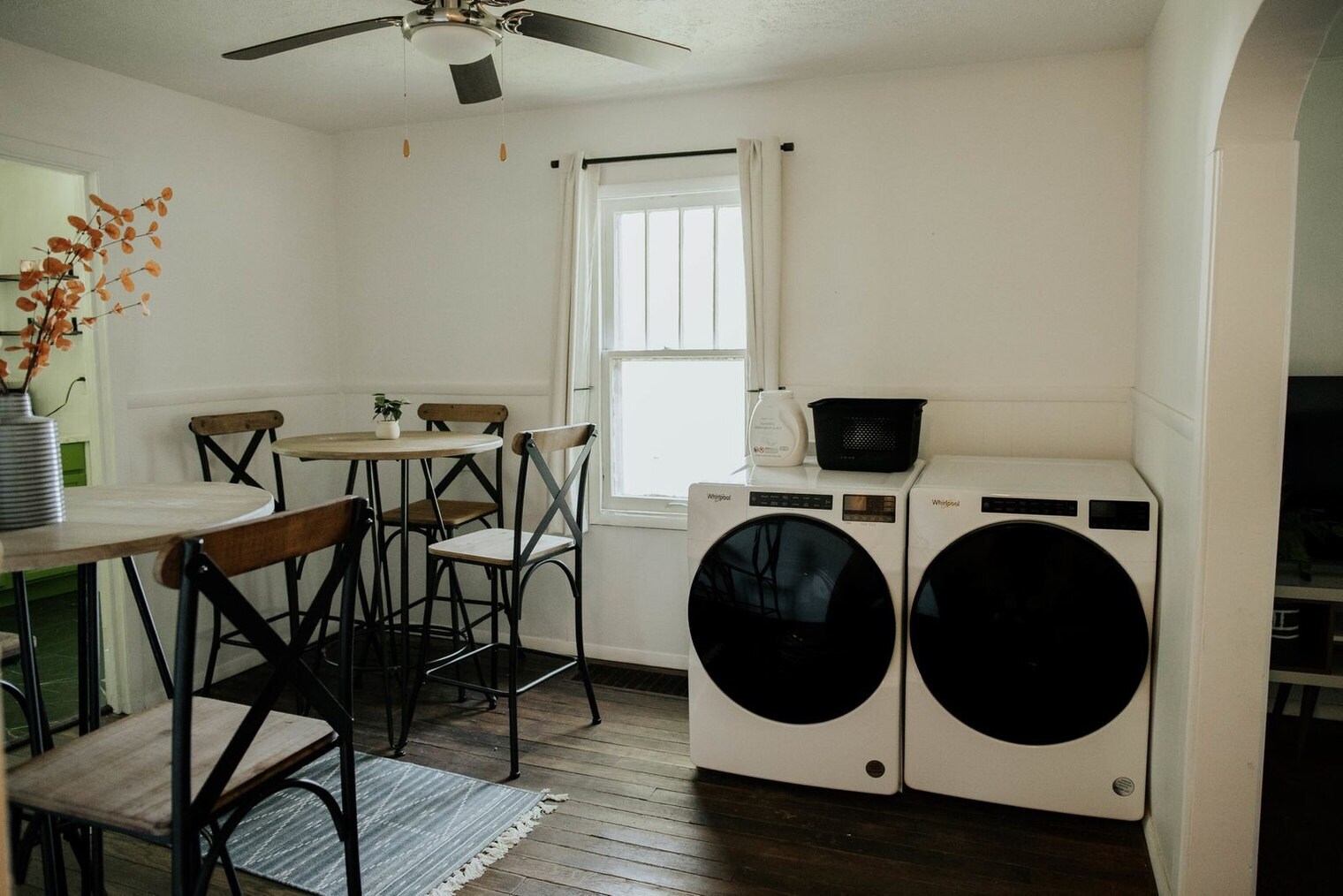 Building Photo - 2526 S Madison St