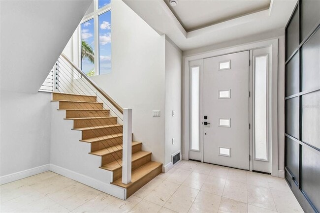 Building Photo - 3 Treasure Ln