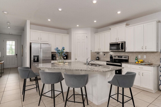 Building Photo - 8907 Caroline Bay Ct