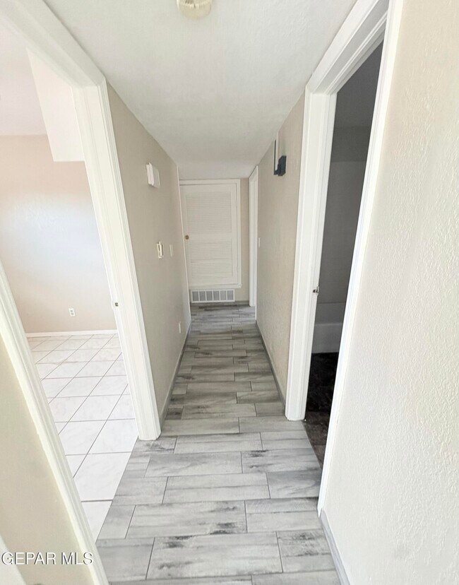 Building Photo - 3444 Tascosa St