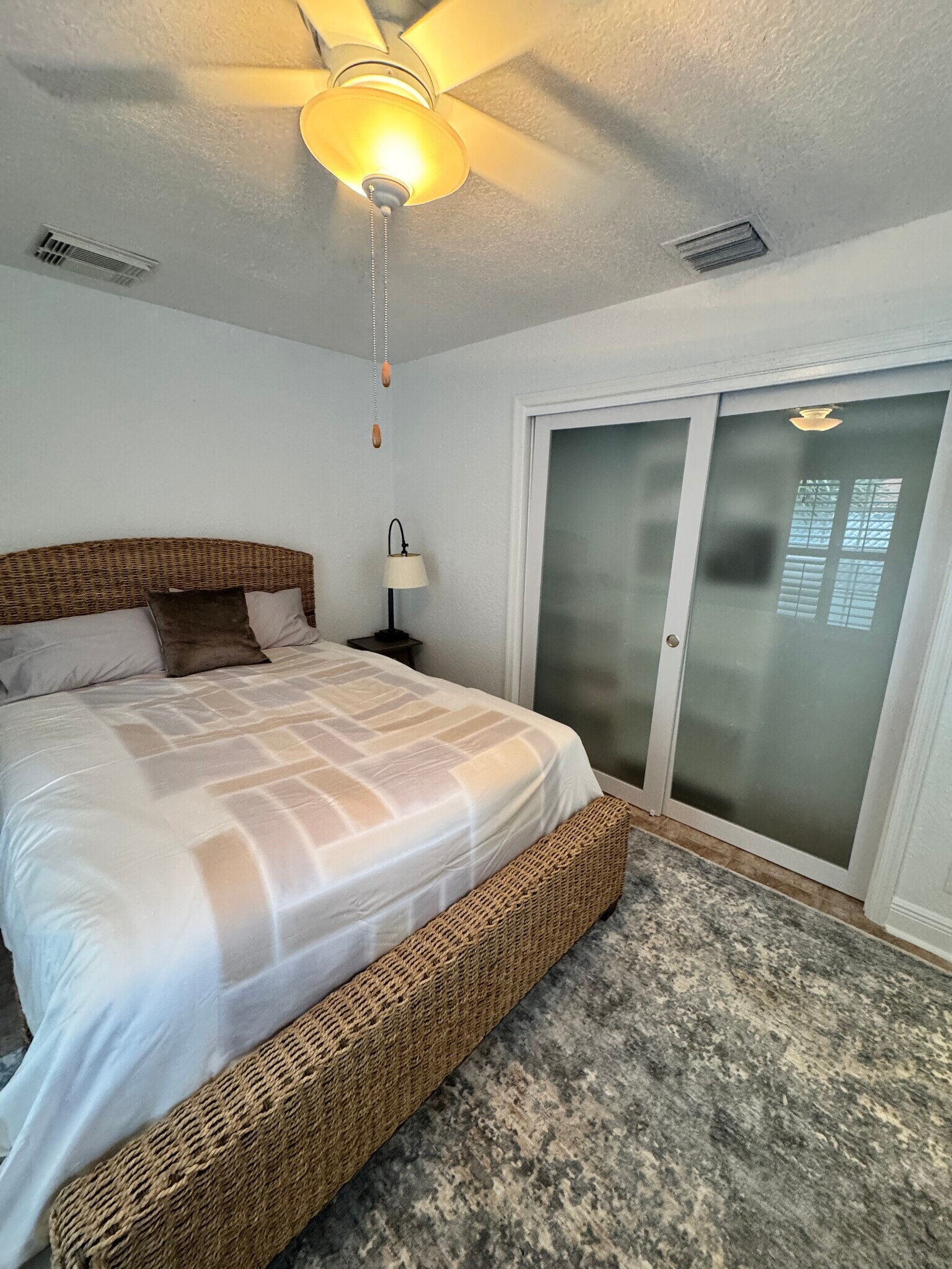 Building Photo - 426 34th St