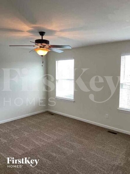 Building Photo - 104 Shire Dr
