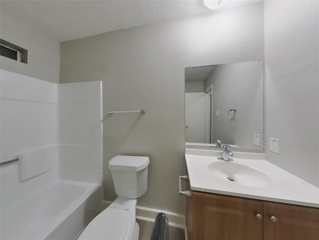 Building Photo - 12230 Haroldson Forest Dr