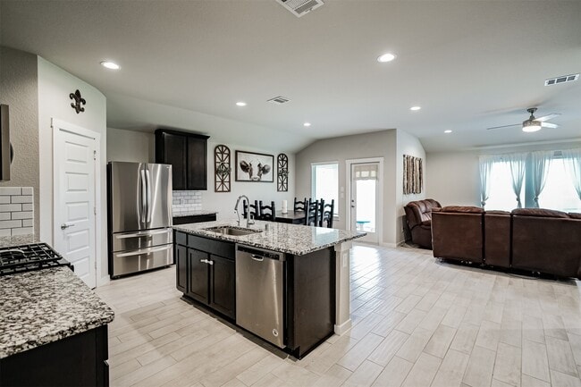 Building Photo - 13005 Oleander Bay Ln