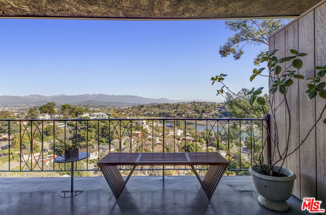 Main floor balcony. - 1850 San Jacinto St