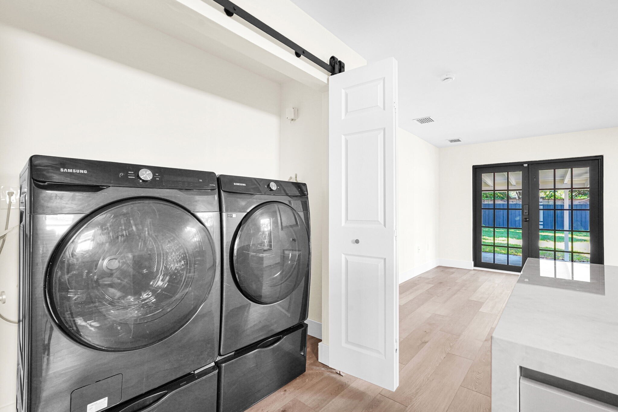 Building Photo - 136 NW 53rd St