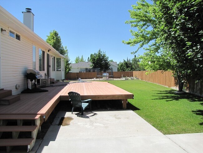 Building Photo - 4611 Ripple Creek Cir