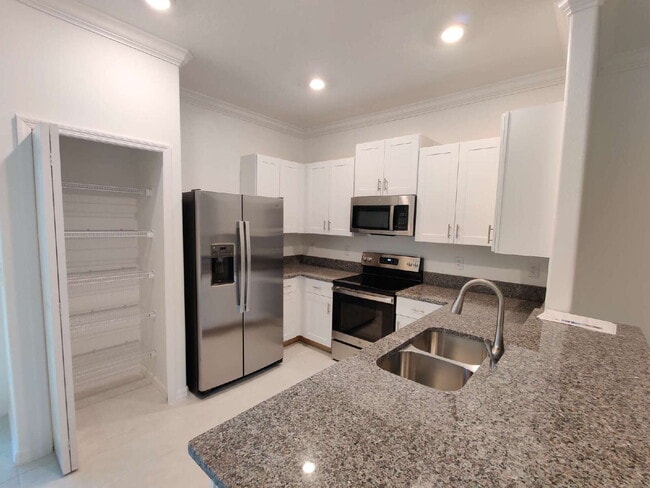 Building Photo - 30834 Veridian Wy