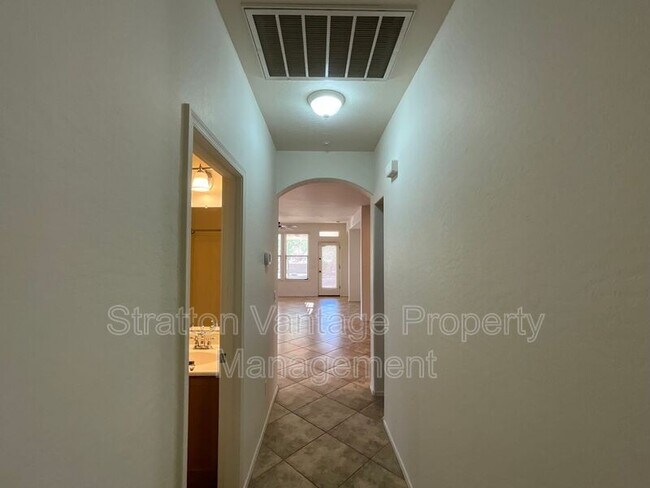 Building Photo - 18471 Verdin Rd