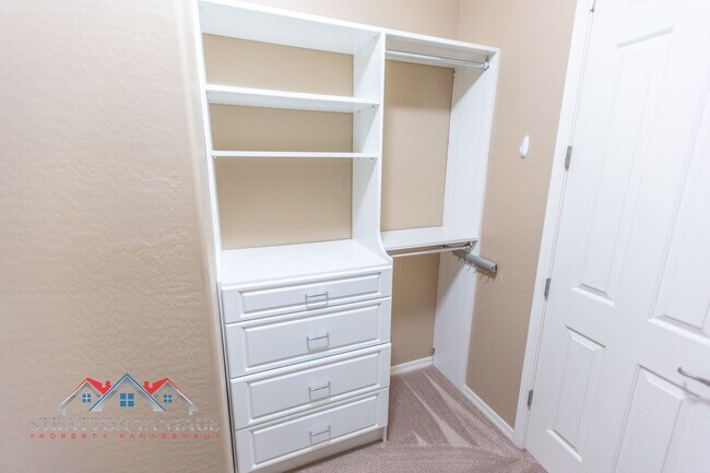 Building Photo - 4BR 2BA - Resort-Style Living in Ironwood Crossing – Heated Pool, Designer Finishes & Flexible Li...