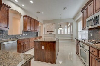 Building Photo - 2746 Nightwind Ct