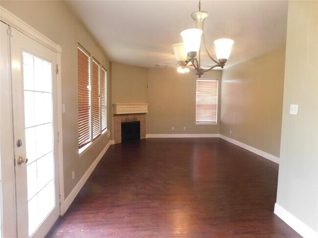 Building Photo - 2914 Bluegrass Ct