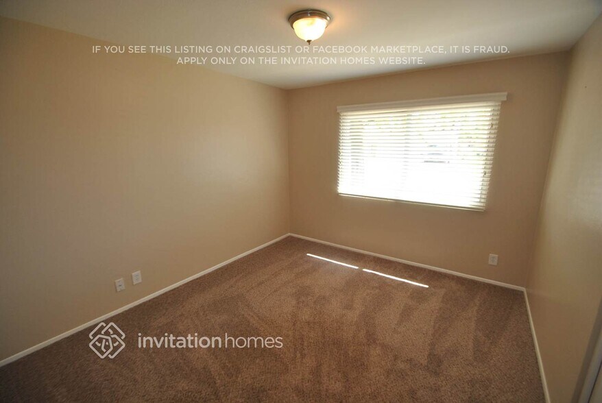 Building Photo - 3916 W Glenn Dr