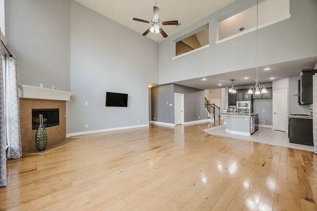 Building Photo - 15516 Mayflower Trail