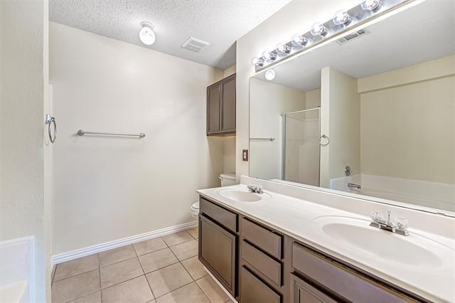 Building Photo - 1624 Appaloosa Dr