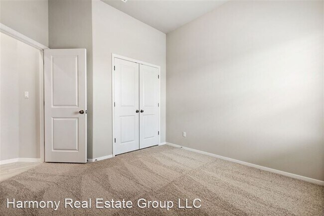 Building Photo - 187 Living Reef Dr