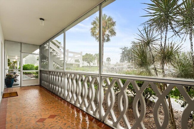 Building Photo - 1140 S Orlando Ave